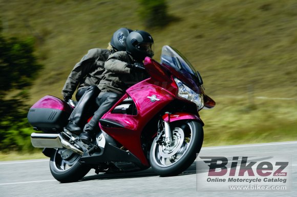 2008 Honda ST 1300 photo